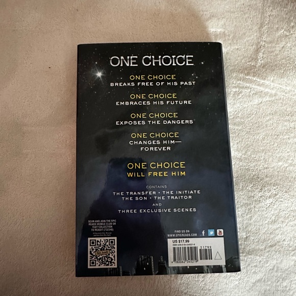 Four by Veronica Roth - hardback - Picture 3 of 5